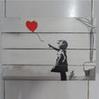 Quadro in legno bimba con cuore Banksy cm 40×60 COD: 21832331600